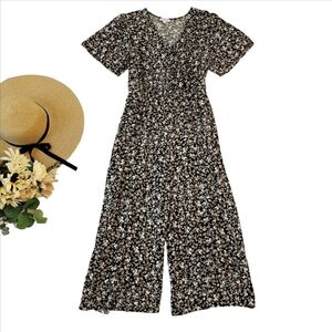 Women's Jumpsuit Size XL Black Tan Floral V Neck Cottagecore Boho Flowy Prairie